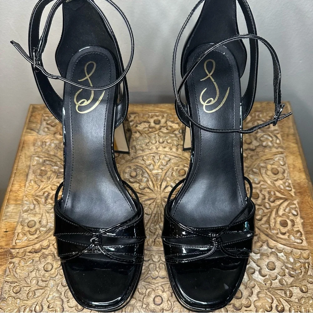 Sam Edelman searching serving solidified